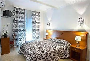 Appartement Apartamentos Abril Nerja Spanje